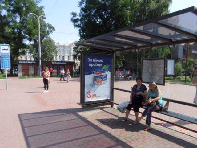 `Ситилайт №145178 в городе Одесса (Одесская область), размещение наружной рекламы, IDMedia-аренда по самым низким ценам!`