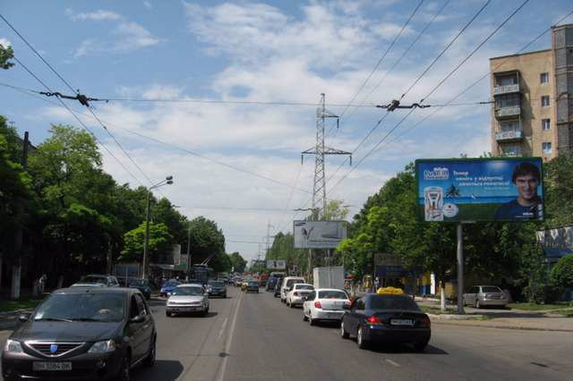 `Билборд №145792 в городе Одесса (Одесская область), размещение наружной рекламы, IDMedia-аренда по самым низким ценам!`
