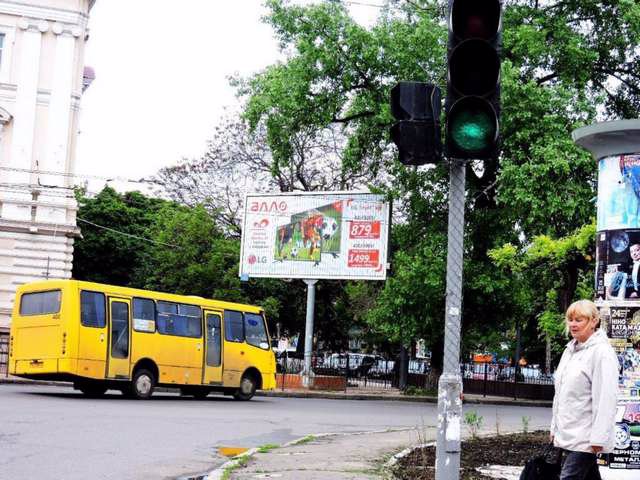 `Билборд №145869 в городе Одесса (Одесская область), размещение наружной рекламы, IDMedia-аренда по самым низким ценам!`