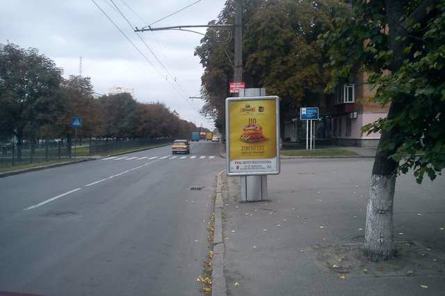 Сітілайт №145948 в місті Полтава (Полтавська область), розміщення зовнішнішньої реклами, IDMedia-оренда найнижчі ціни!