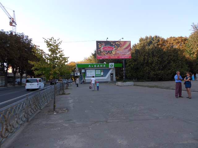 Білборд №145972 в місті Рівне (Рівненська область), розміщення зовнішнішньої реклами, IDMedia-оренда найнижчі ціни!