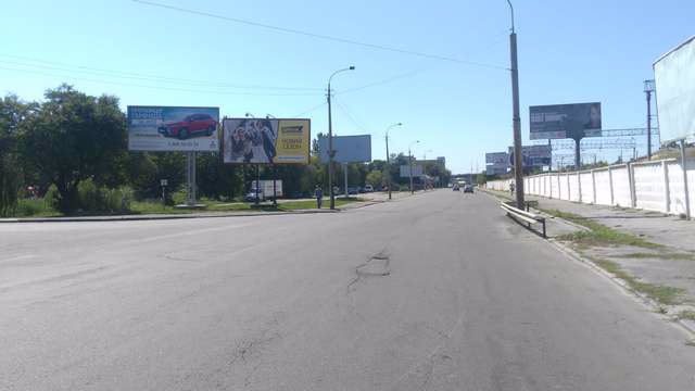 `Билборд №145986 в городе Ровно (Ровенская область), размещение наружной рекламы, IDMedia-аренда по самым низким ценам!`