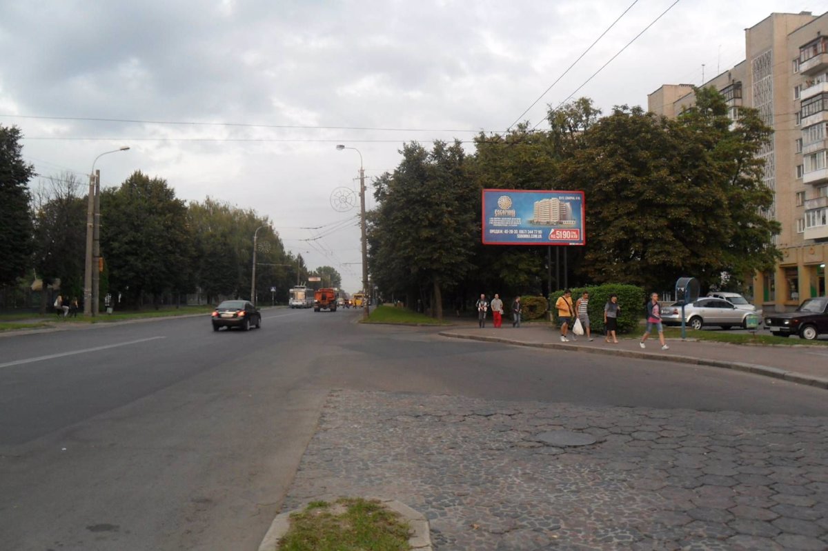 `Билборд №145998 в городе Ровно (Ровенская область), размещение наружной рекламы, IDMedia-аренда по самым низким ценам!`