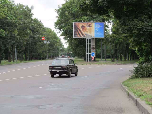 Білборд №146175 в місті Харків (Харківська область), розміщення зовнішнішньої реклами, IDMedia-оренда найнижчі ціни!