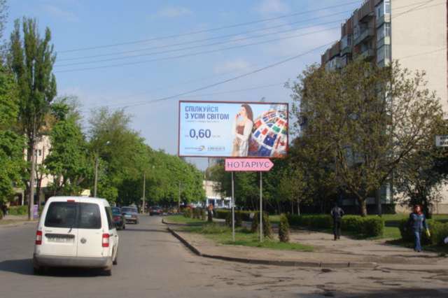 Білборд №147297 в місті Чернівці (Чернівецька область), розміщення зовнішнішньої реклами, IDMedia-оренда найнижчі ціни!