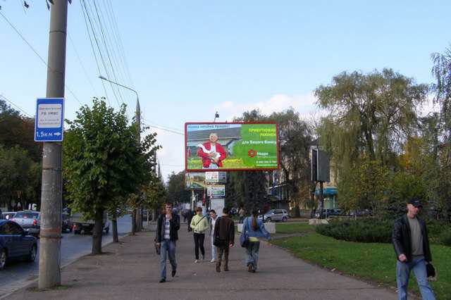 `Билборд №147303 в городе Черновцы (Черновицкая область), размещение наружной рекламы, IDMedia-аренда по самым низким ценам!`