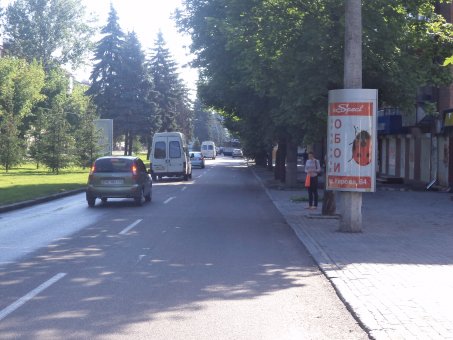 Тумба формат 1,2х0,9 №148966 в городе Днепр (Днепропетровская область) Тумба №148966 в городе Днепр (Днепропетровская область), размещение наружной рекламы, IDMedia-аренда по самым низким ценам!