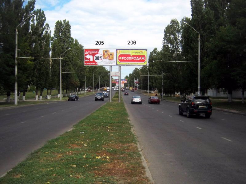 `Билборд №151088 в городе Одесса (Одесская область), размещение наружной рекламы, IDMedia-аренда по самым низким ценам!`