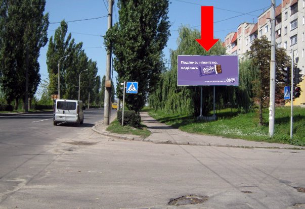 `Билборд №153847 в городе Ровно (Ровенская область), размещение наружной рекламы, IDMedia-аренда по самым низким ценам!`
