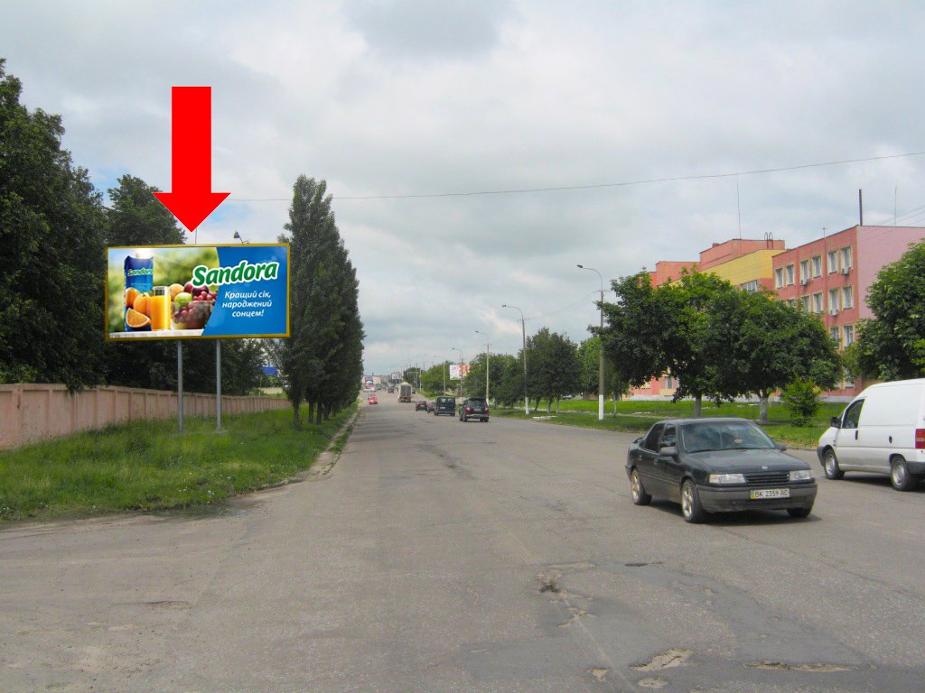 `Билборд №153852 в городе Ровно (Ровенская область), размещение наружной рекламы, IDMedia-аренда по самым низким ценам!`