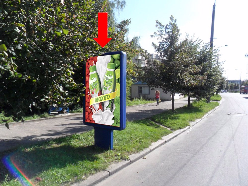 `Ситилайт №153885 в городе Ровно (Ровенская область), размещение наружной рекламы, IDMedia-аренда по самым низким ценам!`