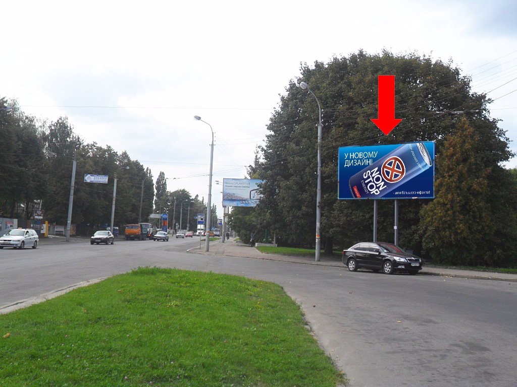 `Билборд №153894 в городе Ровно (Ровенская область), размещение наружной рекламы, IDMedia-аренда по самым низким ценам!`