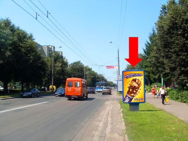 `Ситилайт №153908 в городе Ровно (Ровенская область), размещение наружной рекламы, IDMedia-аренда по самым низким ценам!`