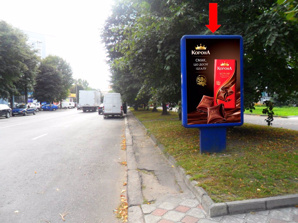 `Ситилайт №153922 в городе Ровно (Ровенская область), размещение наружной рекламы, IDMedia-аренда по самым низким ценам!`