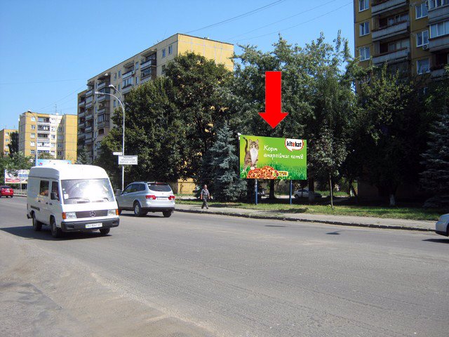 `Билборд №156287 в городе Ужгород (Закарпатская область), размещение наружной рекламы, IDMedia-аренда по самым низким ценам!`