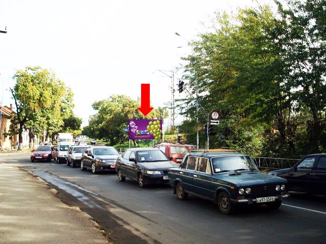 `Билборд №156322 в городе Ужгород (Закарпатская область), размещение наружной рекламы, IDMedia-аренда по самым низким ценам!`