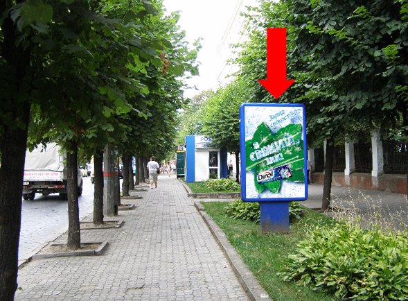 Сітілайт №160255 в місті Чернівці (Чернівецька область), розміщення зовнішнішньої реклами, IDMedia-оренда найнижчі ціни!