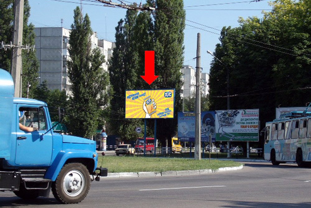 Білборд №176085 в місті Кременчук (Полтавська область), розміщення зовнішнішньої реклами, IDMedia-оренда найнижчі ціни!