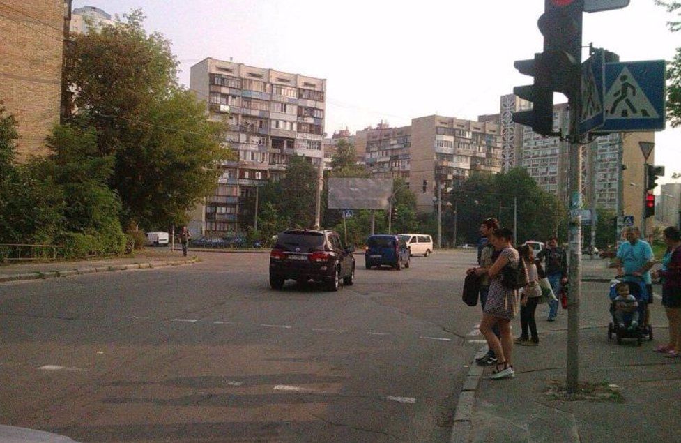 `Билборд №183498 в городе Киев (Киевская область), размещение наружной рекламы, IDMedia-аренда по самым низким ценам!`