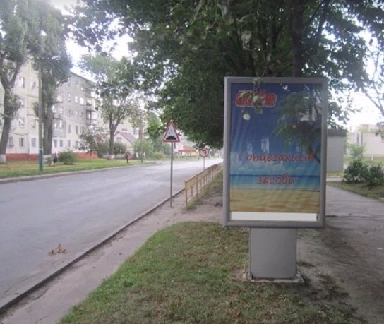 Сітілайт №187095 в місті Володимир-Волинський (Волинська область), розміщення зовнішнішньої реклами, IDMedia-оренда найнижчі ціни!
