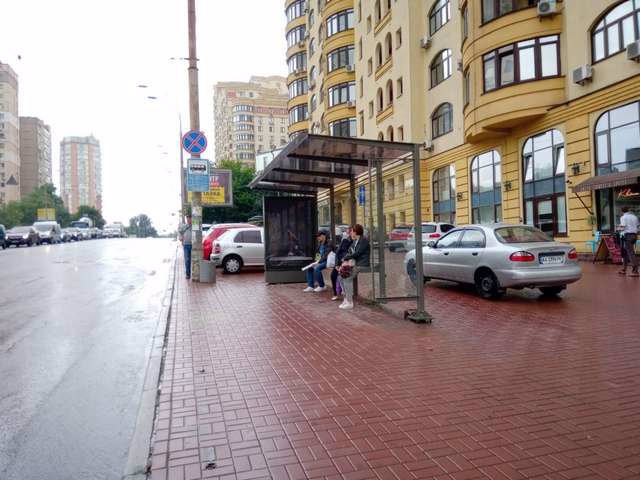 Зупинка №187591 в місті Київ (Київська область), розміщення зовнішнішньої реклами, IDMedia-оренда найнижчі ціни!
