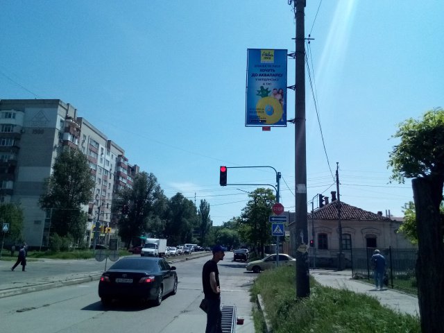 Холдер №189927 в місті Бердянськ (Запорізька область), розміщення зовнішнішньої реклами, IDMedia-оренда найнижчі ціни!