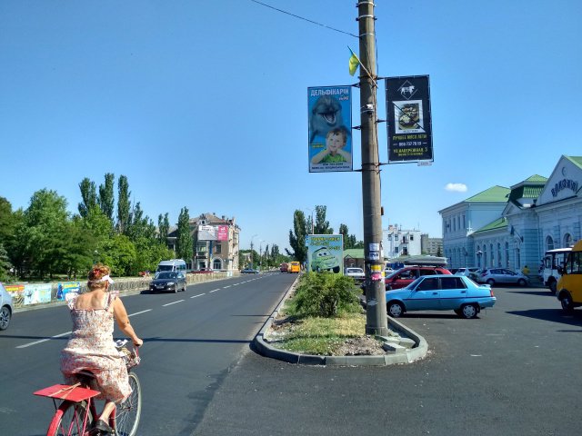 Холдер №189949 в місті Бердянськ (Запорізька область), розміщення зовнішнішньої реклами, IDMedia-оренда найнижчі ціни!