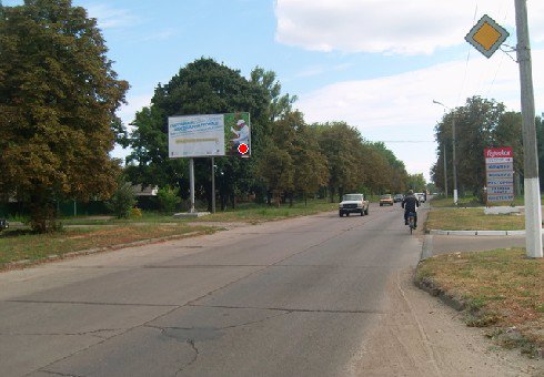 Білборд №202049 в місті Прилуки (Чернігівська область), розміщення зовнішнішньої реклами, IDMedia-оренда найнижчі ціни!
