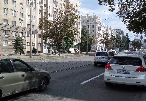`Ситилайт №202251 в городе Харьков (Харьковская область), размещение наружной рекламы, IDMedia-аренда по самым низким ценам!`