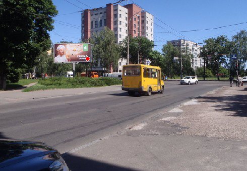 Білборд формат 3x6 №202702 в городе Чернігів (Чернігівська область) Білборд №202702 в місті Чернігів (Чернігівська область), розміщення зовнішнішньої реклами, IDMedia-оренда найнижчі ціни!
