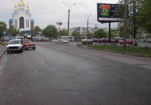 `Билборд №202736 в городе Чернигов (Черниговская область), размещение наружной рекламы, IDMedia-аренда по самым низким ценам!`
