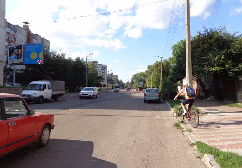 Білборд формат 3x6 №202738 в городе Чернігів (Чернігівська область) Білборд №202738 в місті Чернігів (Чернігівська область), розміщення зовнішнішньої реклами, IDMedia-оренда найнижчі ціни!