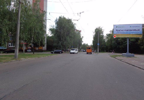 Билборд формат 3x6 №202749 в городе Чернигов (Черниговская область) `Билборд №202749 в городе Чернигов (Черниговская область), размещение наружной рекламы, IDMedia-аренда по самым низким ценам!`