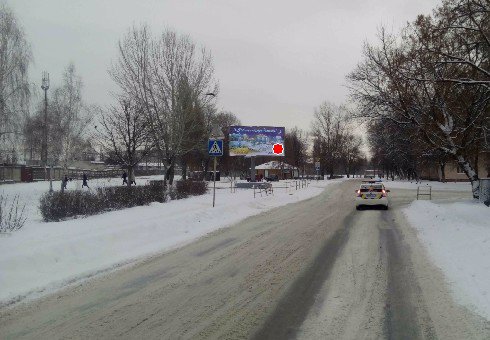 `Билборд №202787 в городе Чернигов (Черниговская область), размещение наружной рекламы, IDMedia-аренда по самым низким ценам!`