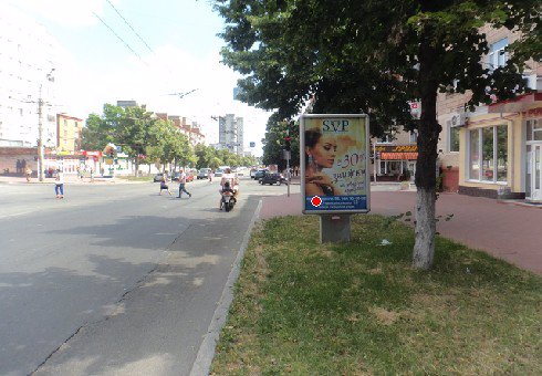 Сітілайт №202836 в місті Чернігів (Чернігівська область), розміщення зовнішнішньої реклами, IDMedia-оренда найнижчі ціни!