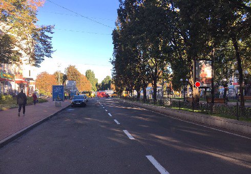 `Ситилайт №202865 в городе Чернигов (Черниговская область), размещение наружной рекламы, IDMedia-аренда по самым низким ценам!`