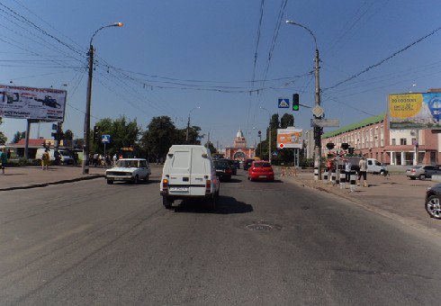 Білборд формат Призма 3x4 №202899 в городе Чернігів (Чернігівська область) Білборд №202899 в місті Чернігів (Чернігівська область), розміщення зовнішнішньої реклами, IDMedia-оренда найнижчі ціни!