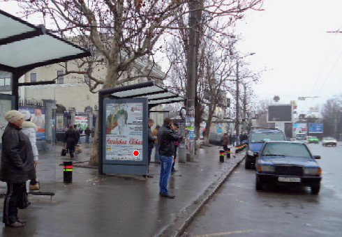 Зупинка №203180 в місті Одеса (Одеська область), розміщення зовнішнішньої реклами, IDMedia-оренда найнижчі ціни!