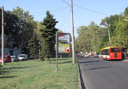 Сітілайт №203295 в місті Одеса (Одеська область), розміщення зовнішнішньої реклами, IDMedia-оренда найнижчі ціни!