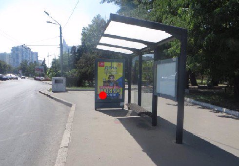 Зупинка №203450 в місті Одеса (Одеська область), розміщення зовнішнішньої реклами, IDMedia-оренда найнижчі ціни!