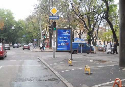 Сітілайт №203478 в місті Одеса (Одеська область), розміщення зовнішнішньої реклами, IDMedia-оренда найнижчі ціни!