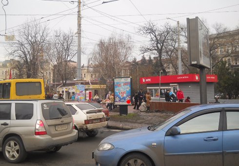 Сітілайт формат 1.8x1.2 №203510 в городе Одеса (Одеська область) Сітілайт №203510 в місті Одеса (Одеська область), розміщення зовнішнішньої реклами, IDMedia-оренда найнижчі ціни!