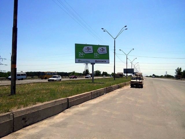 Білборд №204921 в місті Кам'янське(Днепродзержинськ) (Дніпропетровська область), розміщення зовнішнішньої реклами, IDMedia-оренда найнижчі ціни!