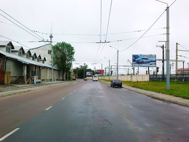 `Билборд №205388 в городе Львов (Львовская область), размещение наружной рекламы, IDMedia-аренда по самым низким ценам!`