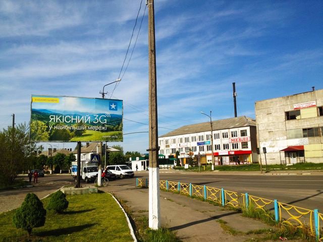 `Билборд №205620 в городе Сарны (Ровенская область), размещение наружной рекламы, IDMedia-аренда по самым низким ценам!`