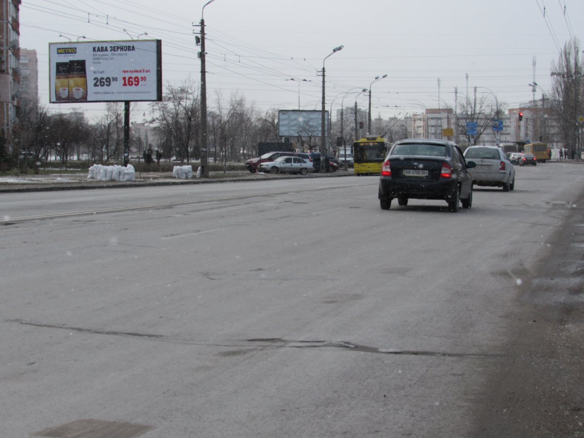 `Билборд №208094 в городе Киев (Киевская область), размещение наружной рекламы, IDMedia-аренда по самым низким ценам!`