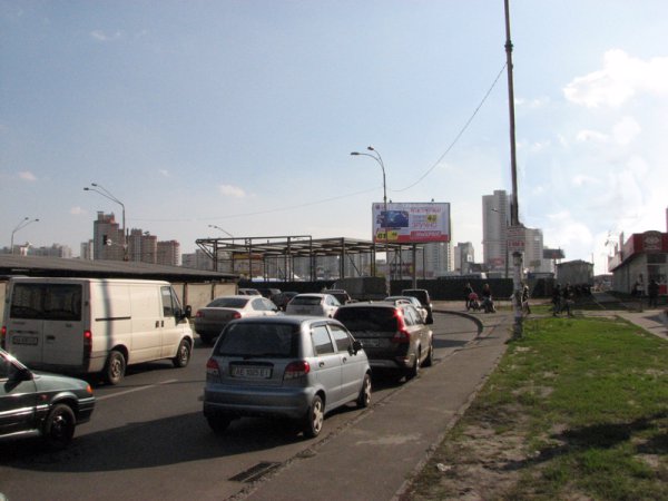 `Билборд №208419 в городе Киев (Киевская область), размещение наружной рекламы, IDMedia-аренда по самым низким ценам!`