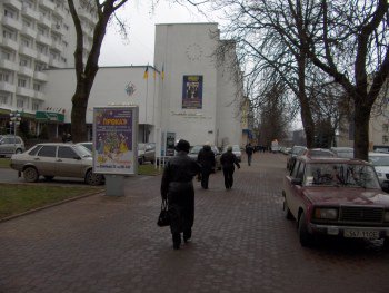 Сітілайт формат 1,2х1,8 №212132 в городе Хмельницький (Хмельницька область) Сітілайт №212132 в місті Хмельницький (Хмельницька область), розміщення зовнішнішньої реклами, IDMedia-оренда найнижчі ціни!
