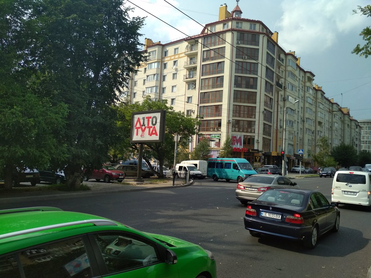 Скрол №212377 в місті Чернівці (Чернівецька область), розміщення зовнішнішньої реклами, IDMedia-оренда найнижчі ціни!
