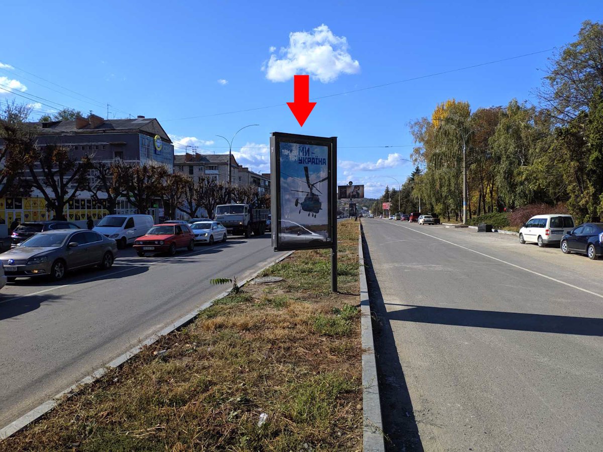 Скролл формат 1.27*1.86 №212620 в городе Черновцы (Черновицкая область) `Скролл №212620 в городе Черновцы (Черновицкая область), размещение наружной рекламы, IDMedia-аренда по самым низким ценам!`